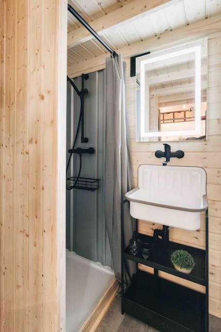 Idyllisches Tiny House Iii Mit Sauna Apartment